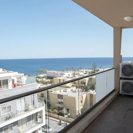 Graziosa Penthouse 마르사스칼라